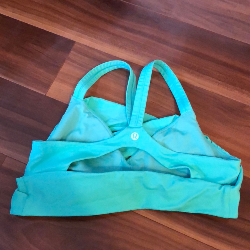 Lulu lemon sports bra
